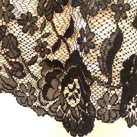 Zara - Lace Top - Picture 2 of 6